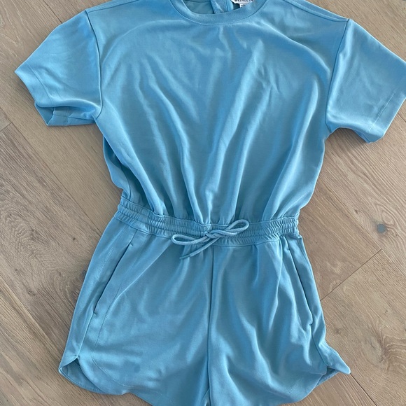 Athleta Seasoft romper blue XS - Picture 3 of 6